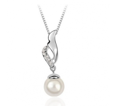 Elegant Angel Wings Pearl Beads Crystal Pendant Necklace 